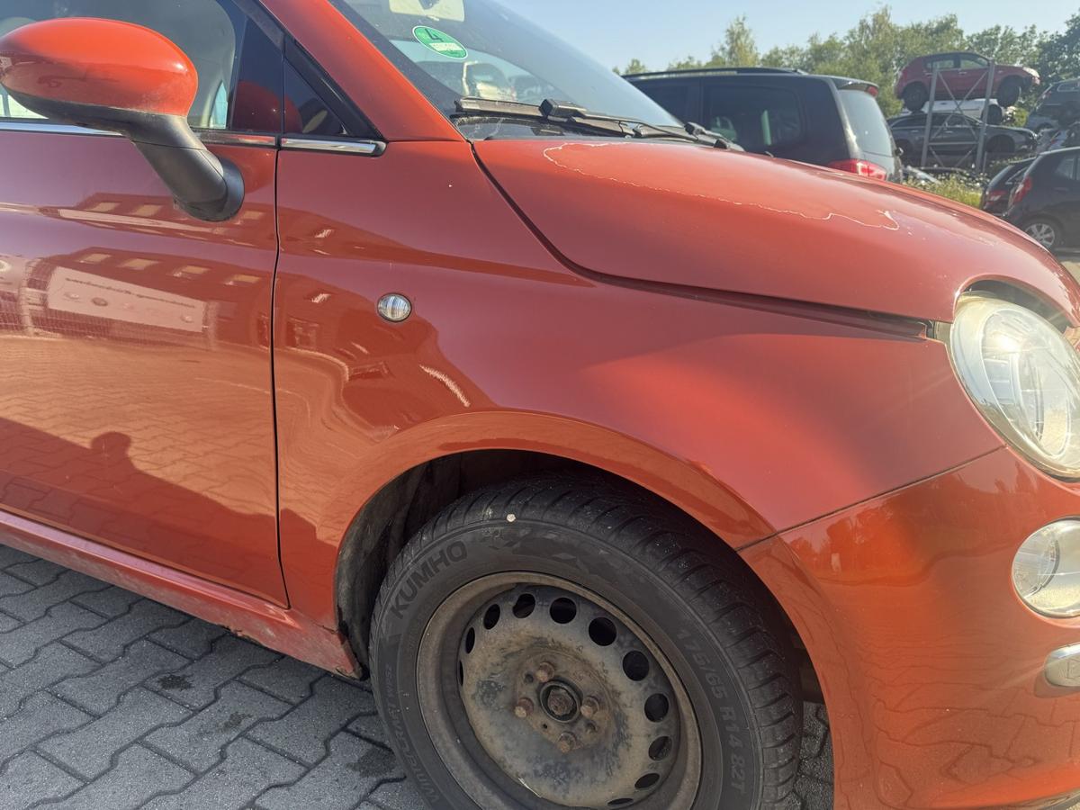 Fiat 500 original Kotfl&uuml;gel vorn rechts 104 ARANCIO GUSTOSO Bj.2008